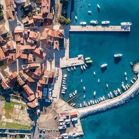 Charming Natali With Private Pool In Pula