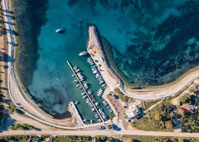 Vila Charming Natali With Private Pool In Pula