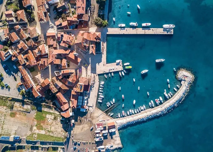 Charming Natali With Private Pool In Pula